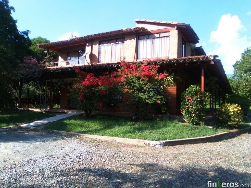 FINCA EN SAN JERONIMO - Finca en San Jerónimo, Antioquia
